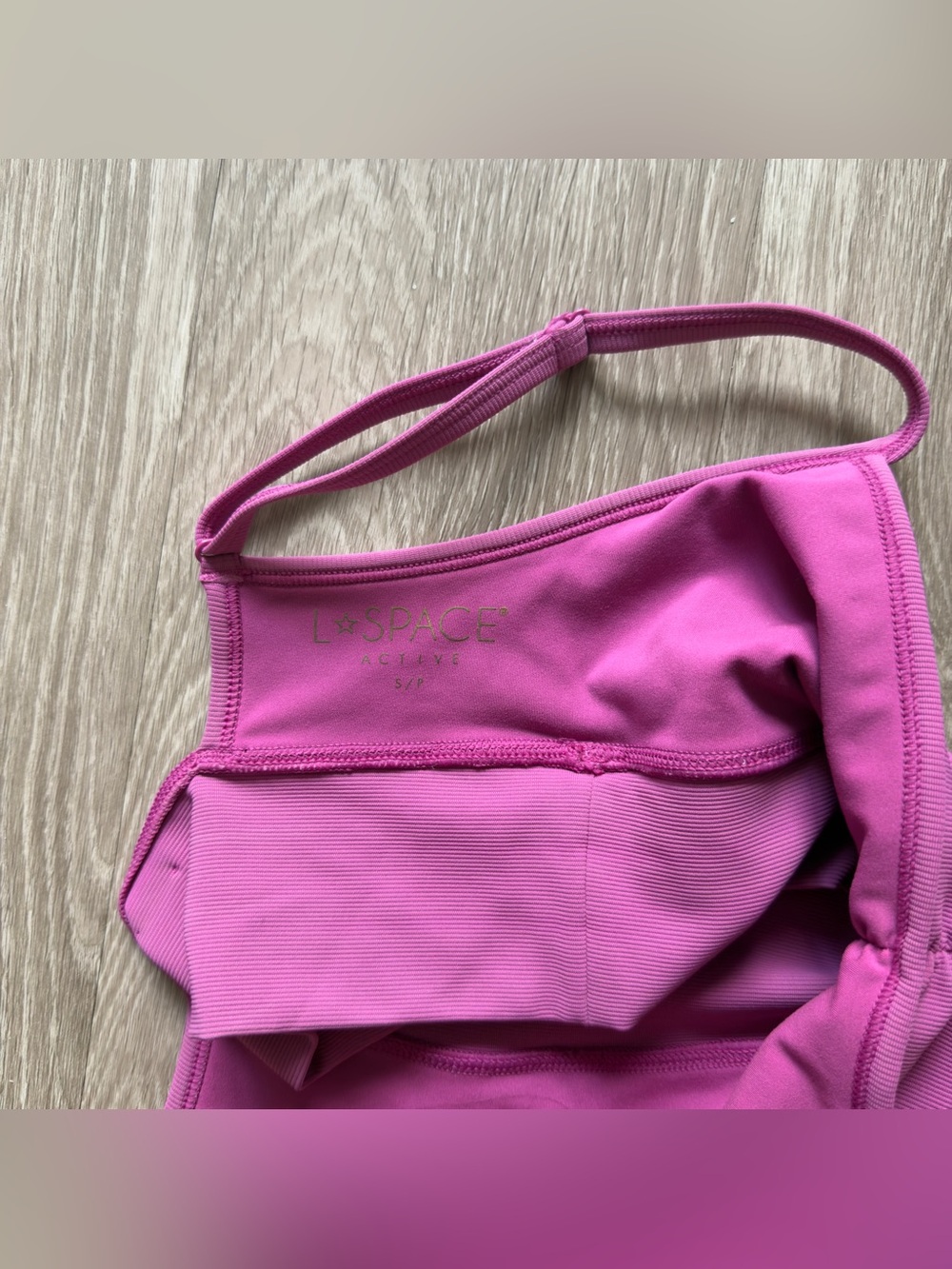 Revolve L*Space Soren Top Ribbed Ruched Front Berry Small - Picture 5 of 6